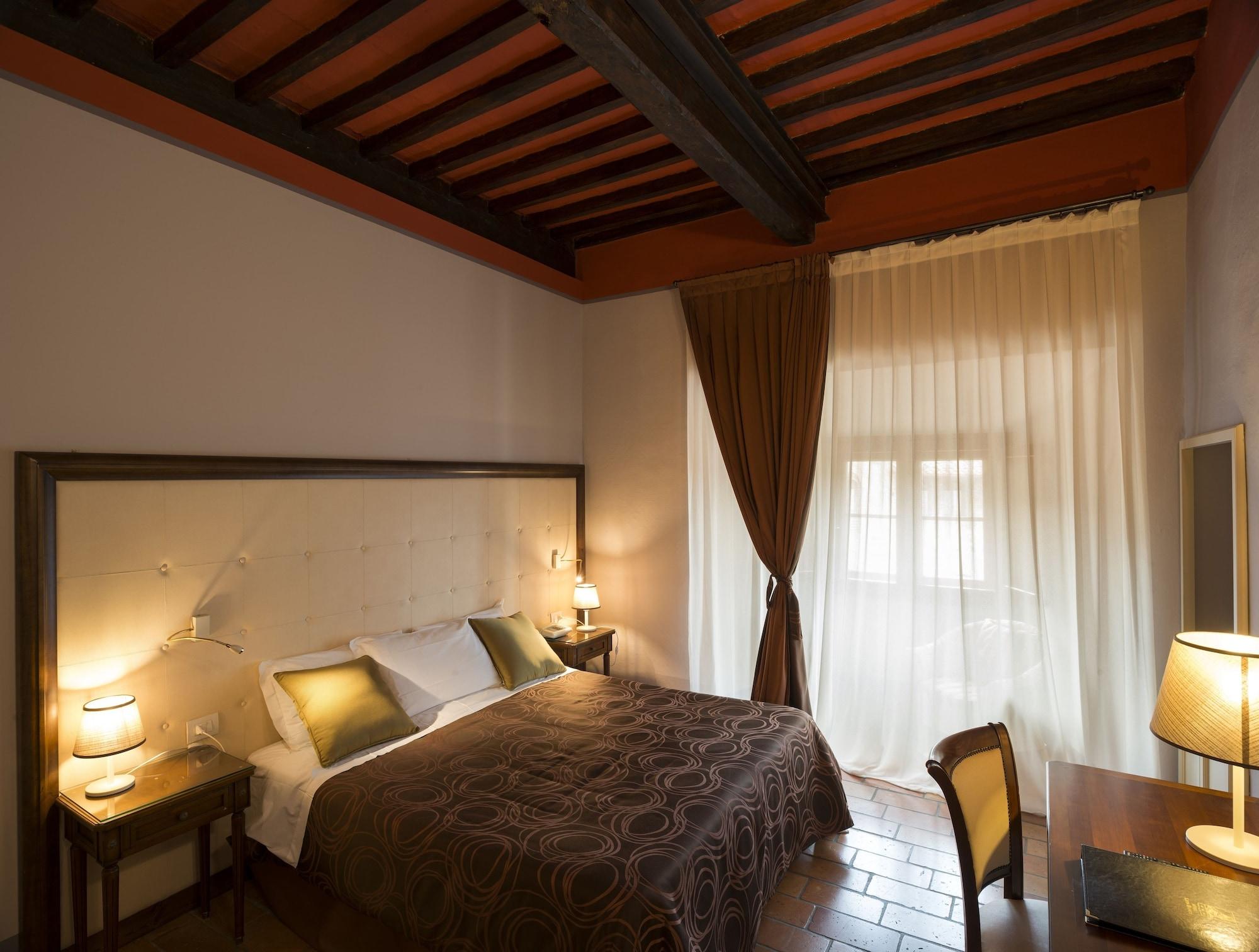 Hotel Leon Bianco San Gimignano Esterno foto