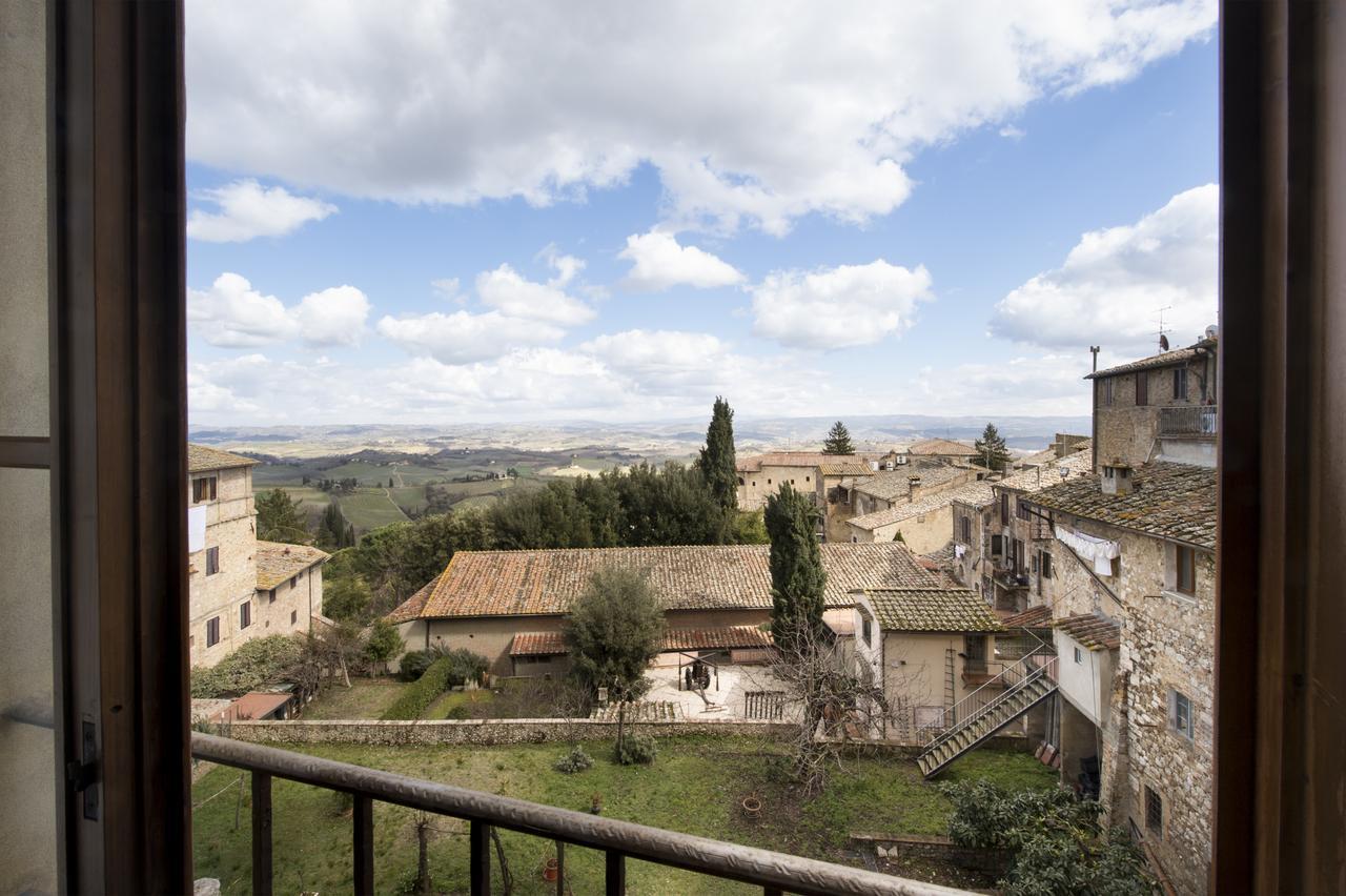 Hotel Leon Bianco San Gimignano Esterno foto