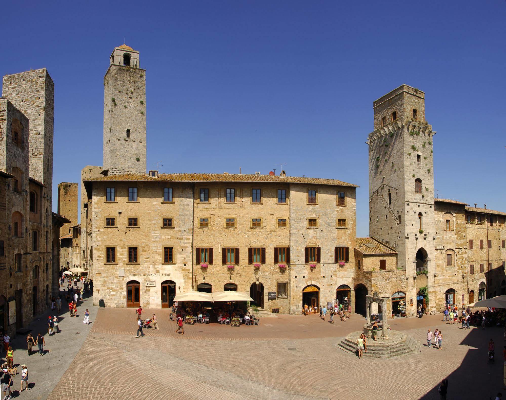 Hotel Leon Bianco San Gimignano Esterno foto