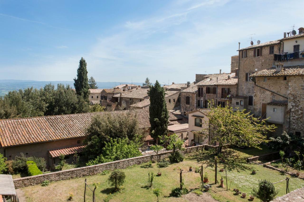 Hotel Leon Bianco San Gimignano Esterno foto